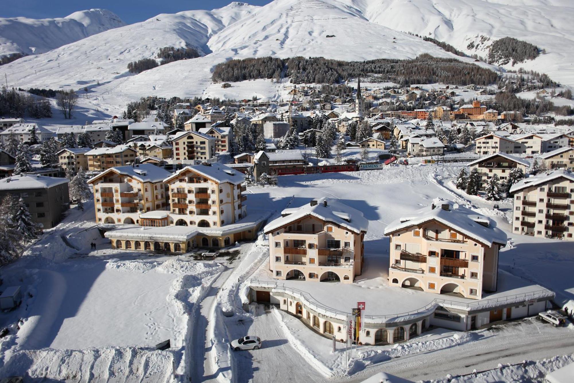 Ferienwohnungen Hotel Allegra Цуоц Екстериор снимка