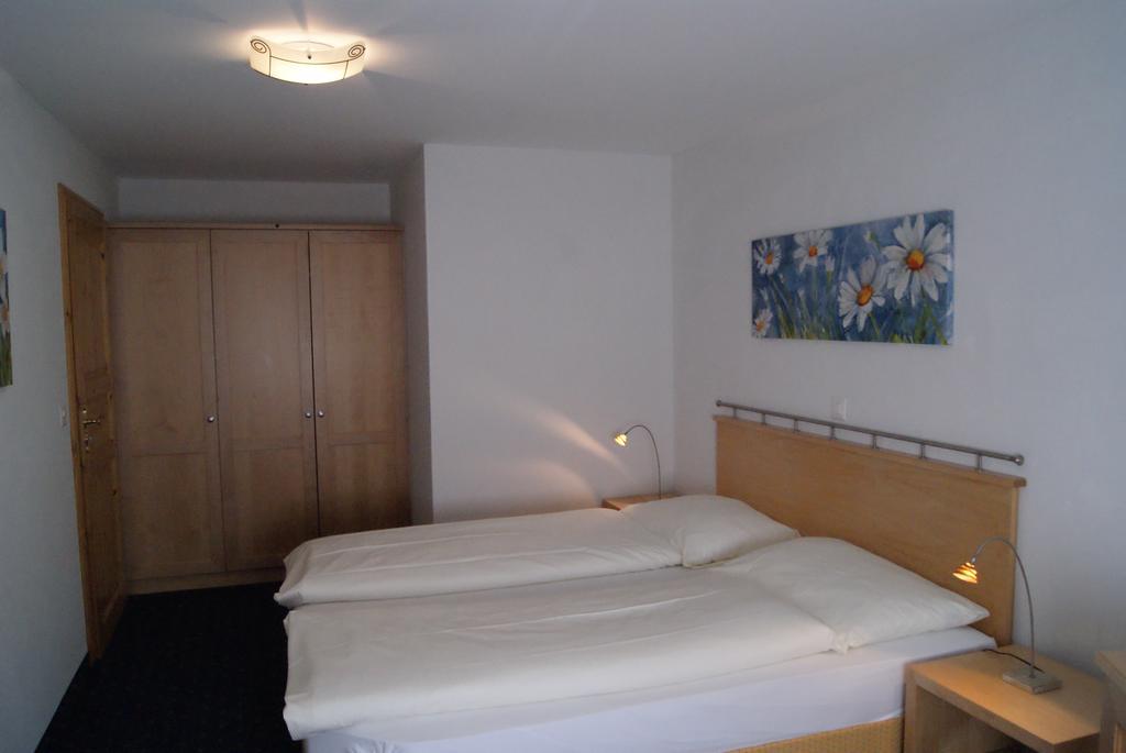Ferienwohnungen Hotel Allegra Цуоц Екстериор снимка